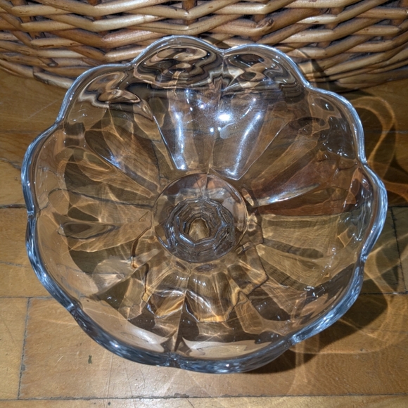 Heisey Glass | Vintage Round Elegant Clear Pedestal Dish Candy Ice-Cream Bowl - Picture 3 of 7